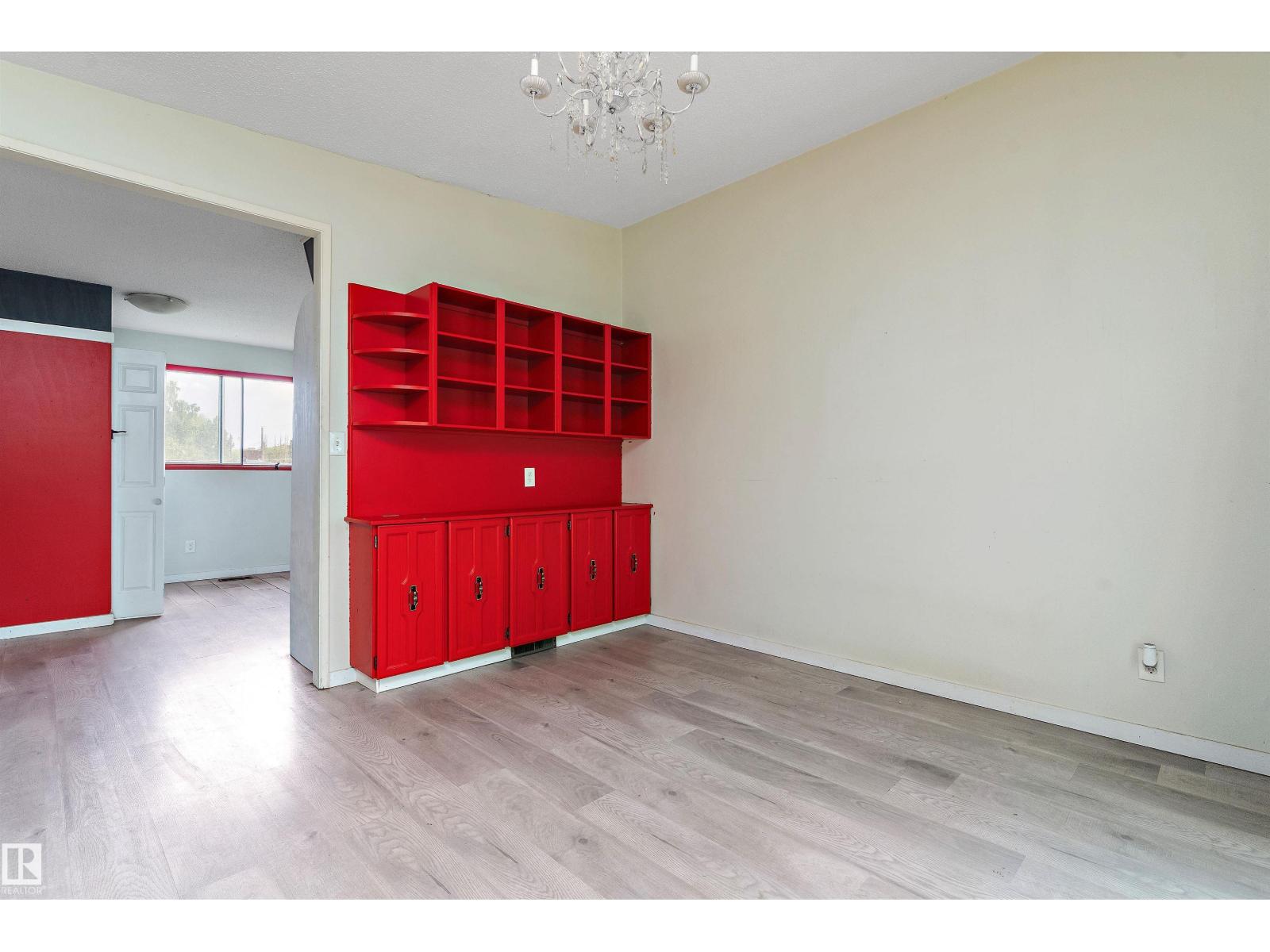 8503/8505 123 AV NW, Edmonton