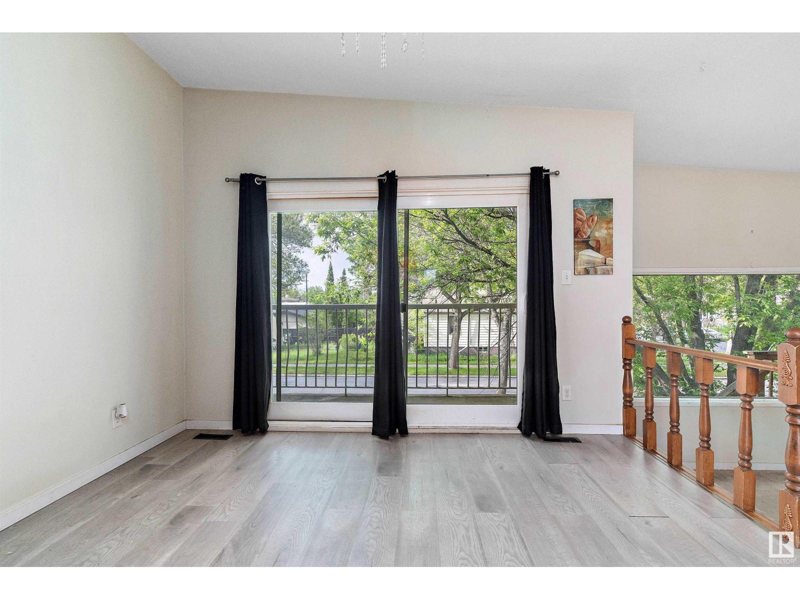 8503/8505 123 AV NW, Edmonton