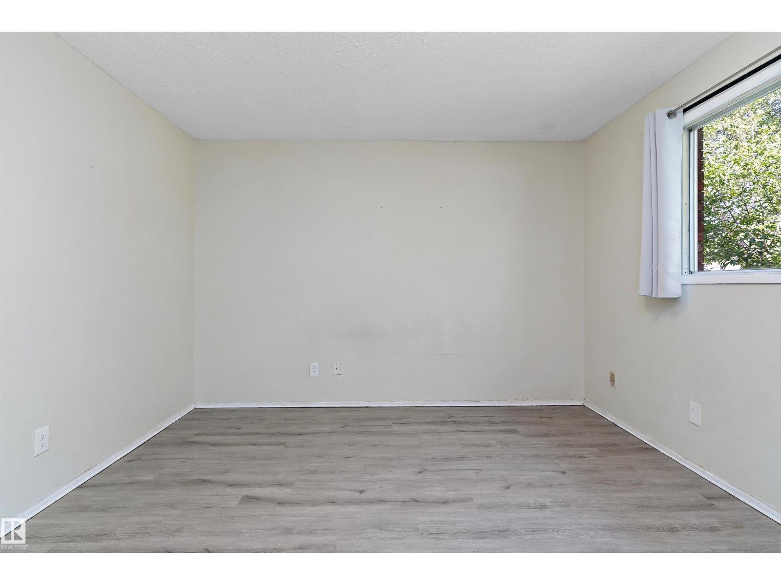 8503/8505 123 AV NW, Edmonton