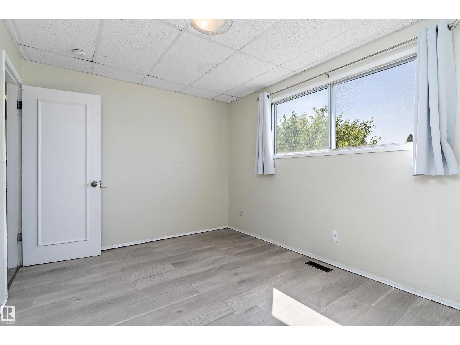 8503/8505 123 AV NW, Edmonton