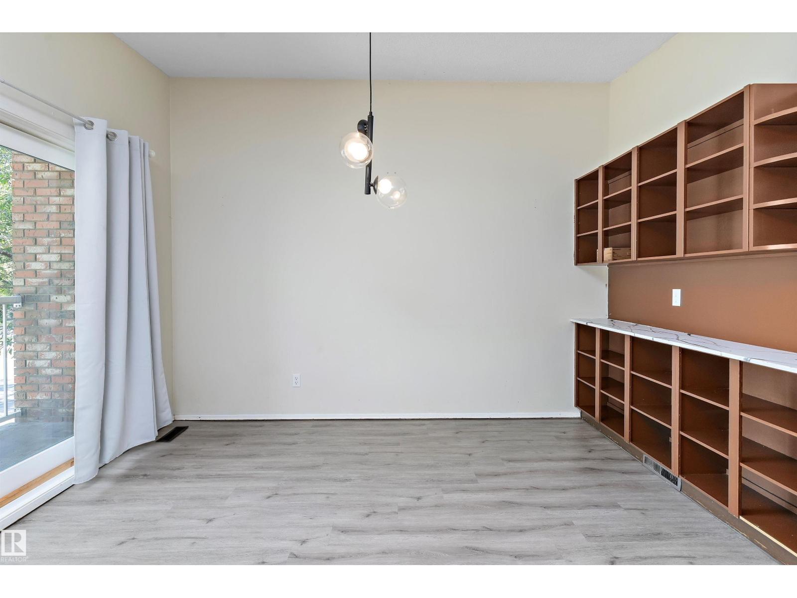 8503/8505 123 AV NW, Edmonton