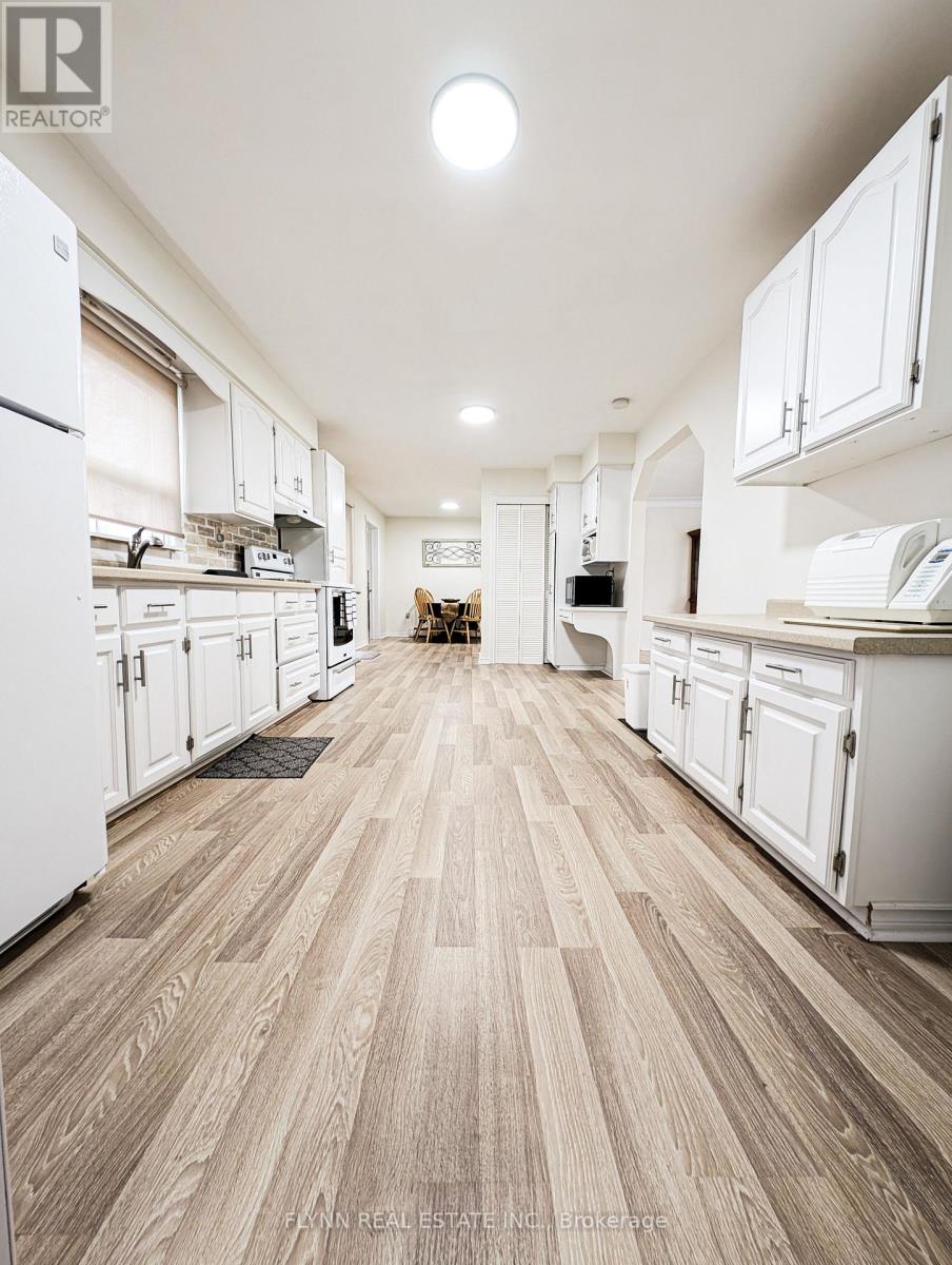 Photo 10 of 1399 Phillips Street, Fort Erie ON