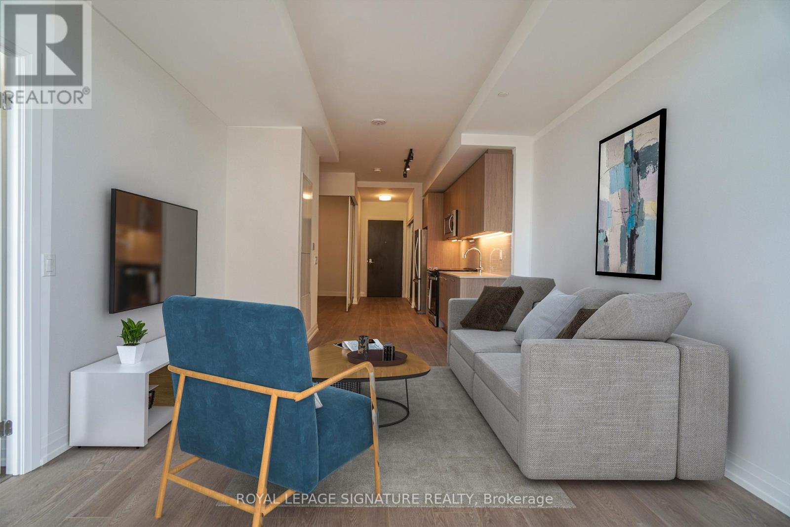 Photo 3 of 910 286 Main Street, Toronto ON