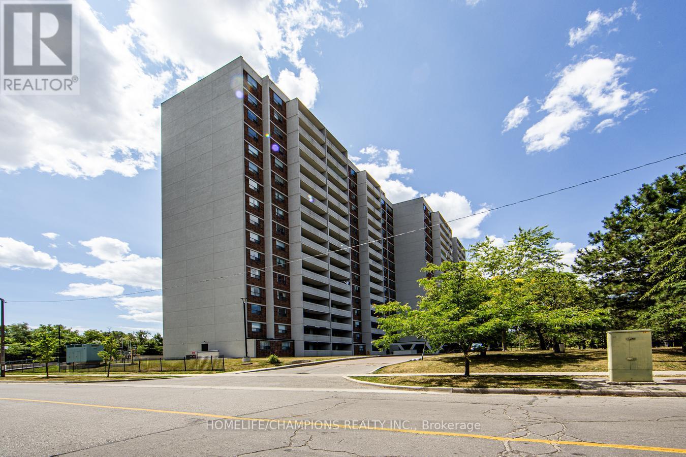 Photo 1 of 804 301 Prudential Drive S, Toronto ON