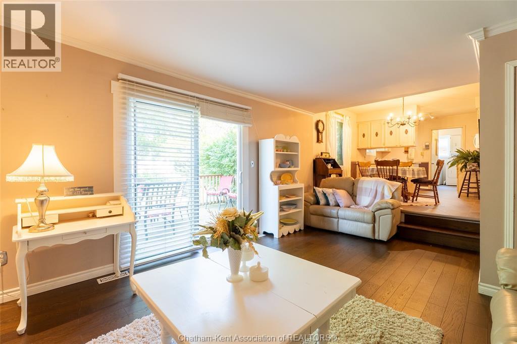Photo 29 of 235 Merritt Avenue, Chatham ON