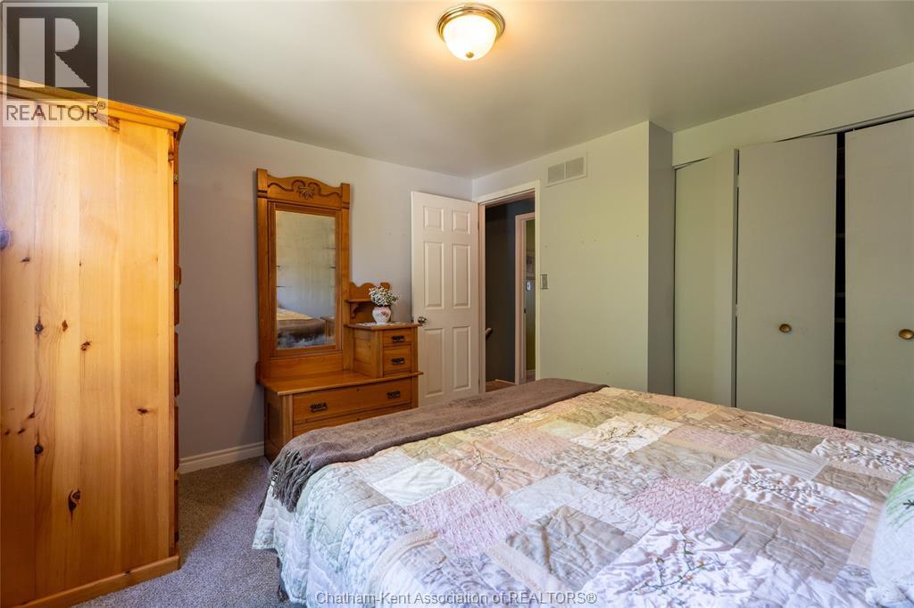 Photo 2 of 235 Merritt Avenue, Chatham ON