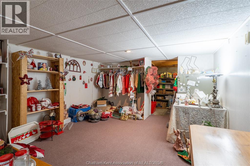 Photo 24 of 235 Merritt Avenue, Chatham ON