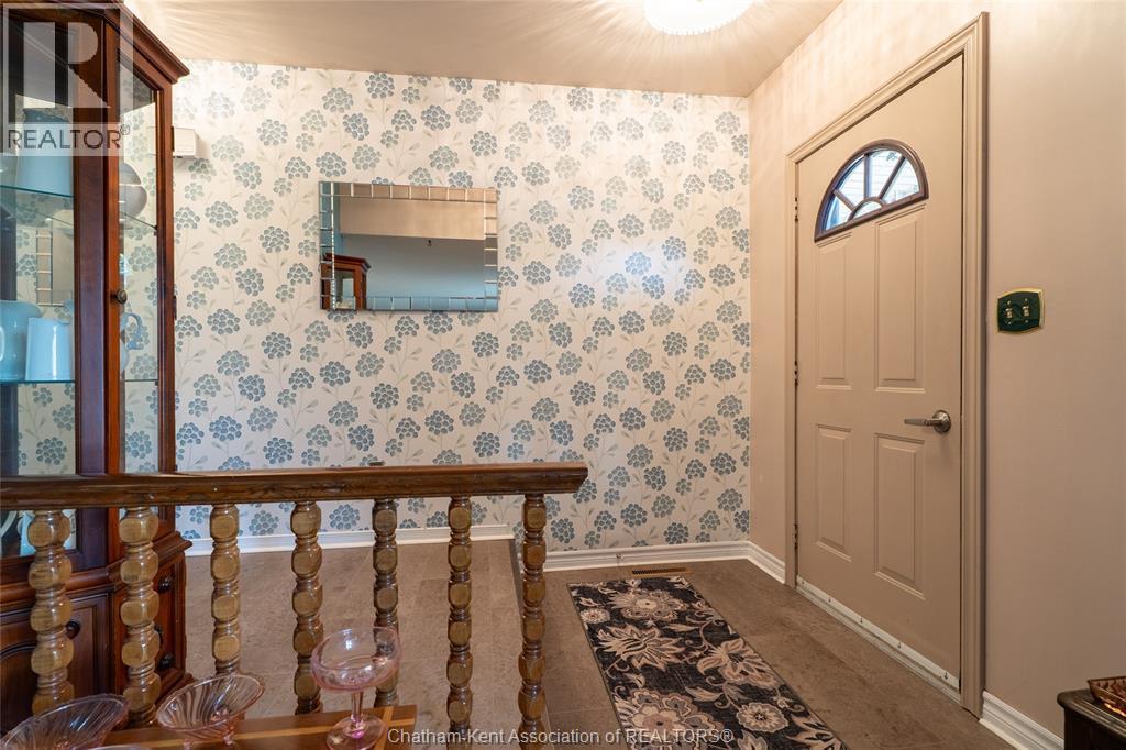 Photo 20 of 235 Merritt Avenue, Chatham ON
