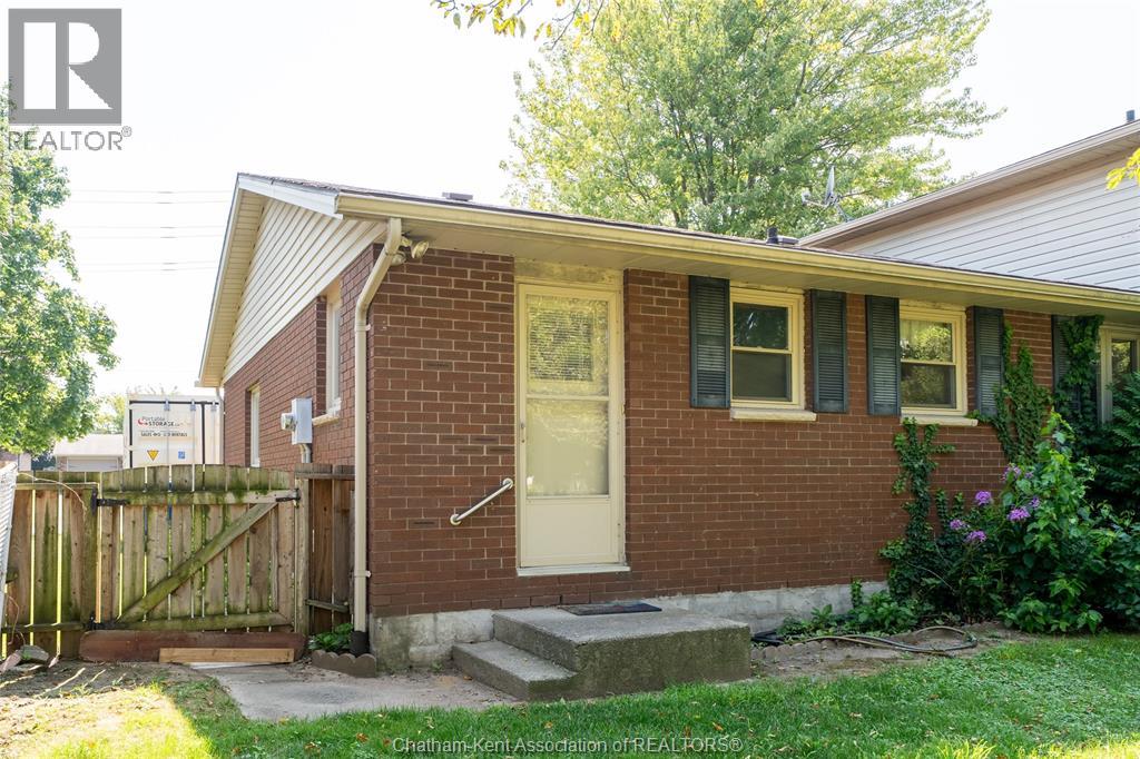 Photo 22 of 235 Merritt Avenue, Chatham ON
