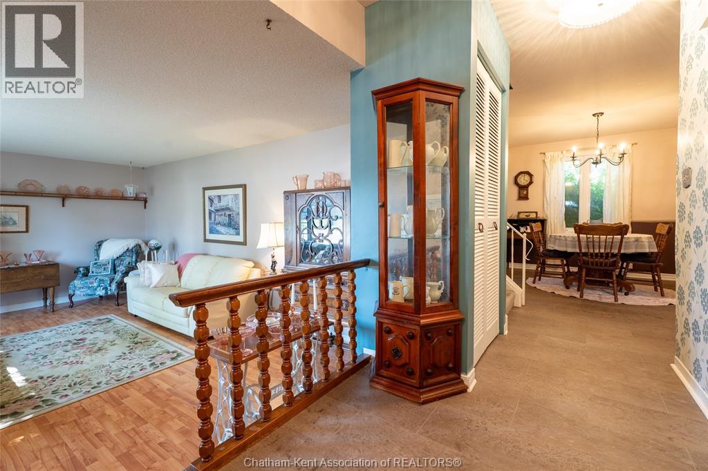 Photo 34 of 235 Merritt Avenue, Chatham ON