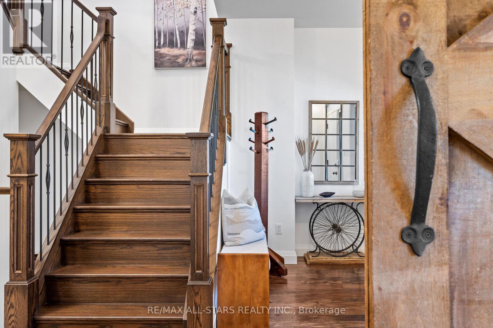 Photo 39 of 43 Elm Grove Avenue, Richmond Hill ON