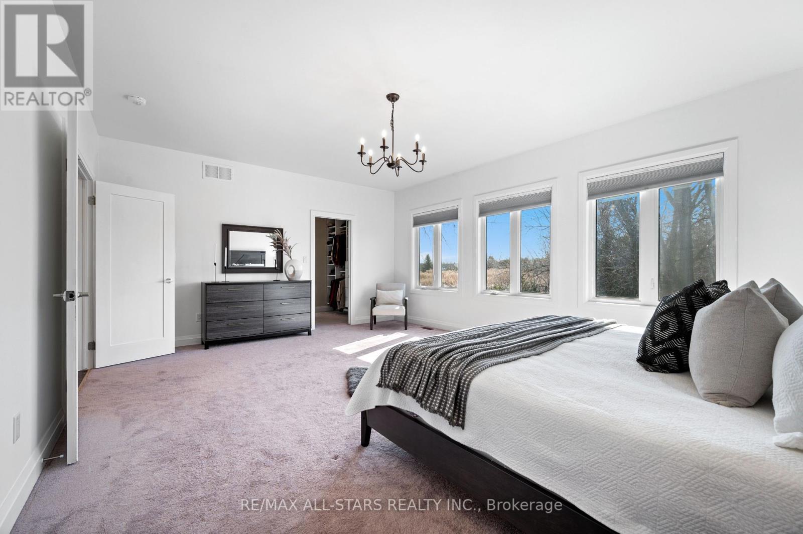 Photo 50 of 43 Elm Grove Avenue, Richmond Hill ON