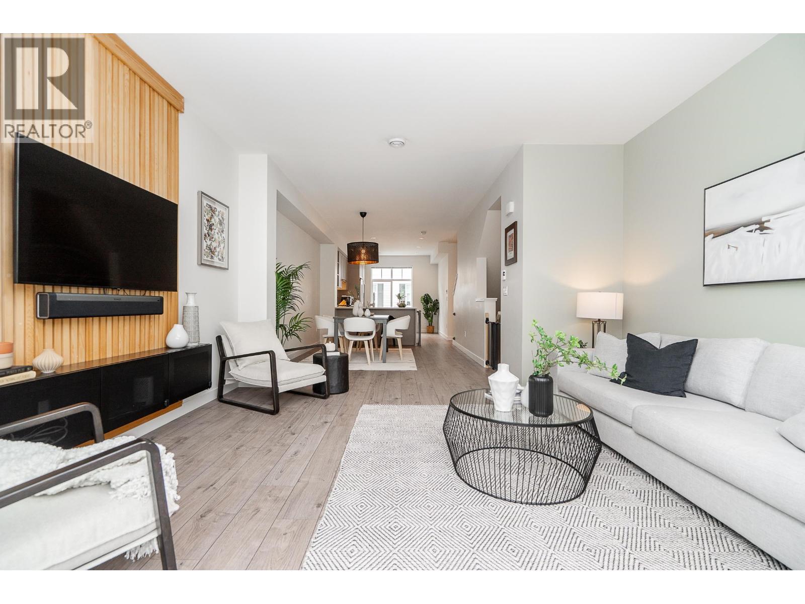 Photo 5 of 136 3565 Baycrest Avenue, Coquitlam BC