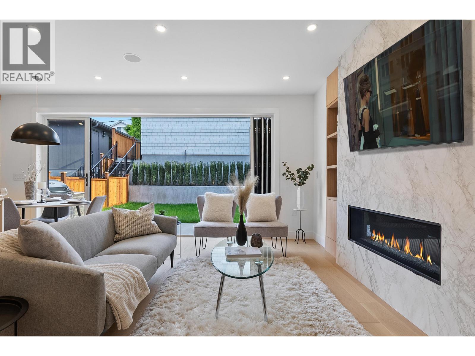 Photo 2 of 2 3538 W 14th Avenue, Vancouver BC