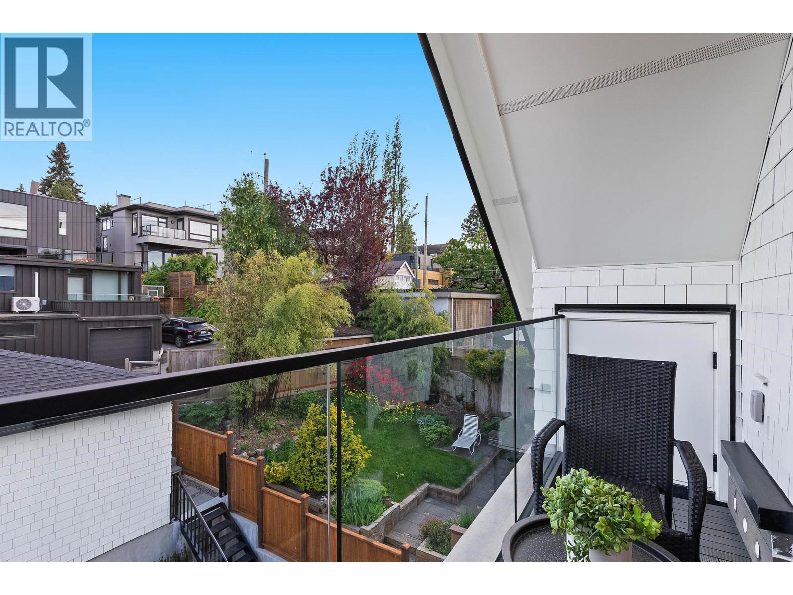 Photo 20 of 2 3538 W 14th Avenue, Vancouver BC
