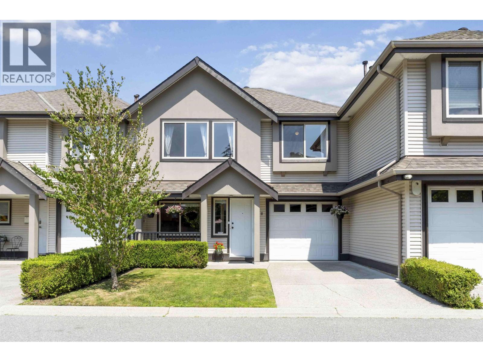 Photo 33 of 11 11860 210 Street, Maple Ridge BC