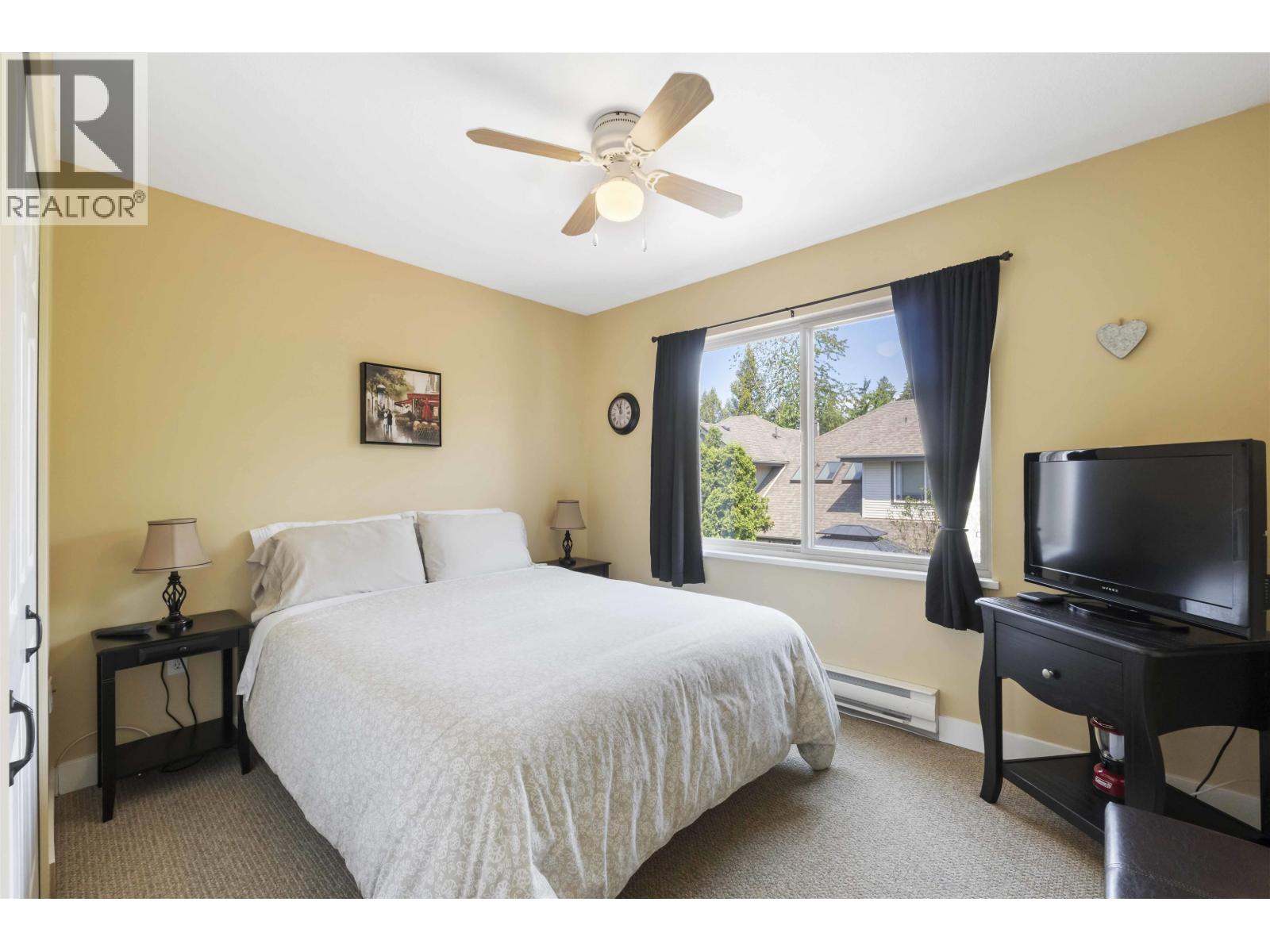 Photo 37 of 11 11860 210 Street, Maple Ridge BC