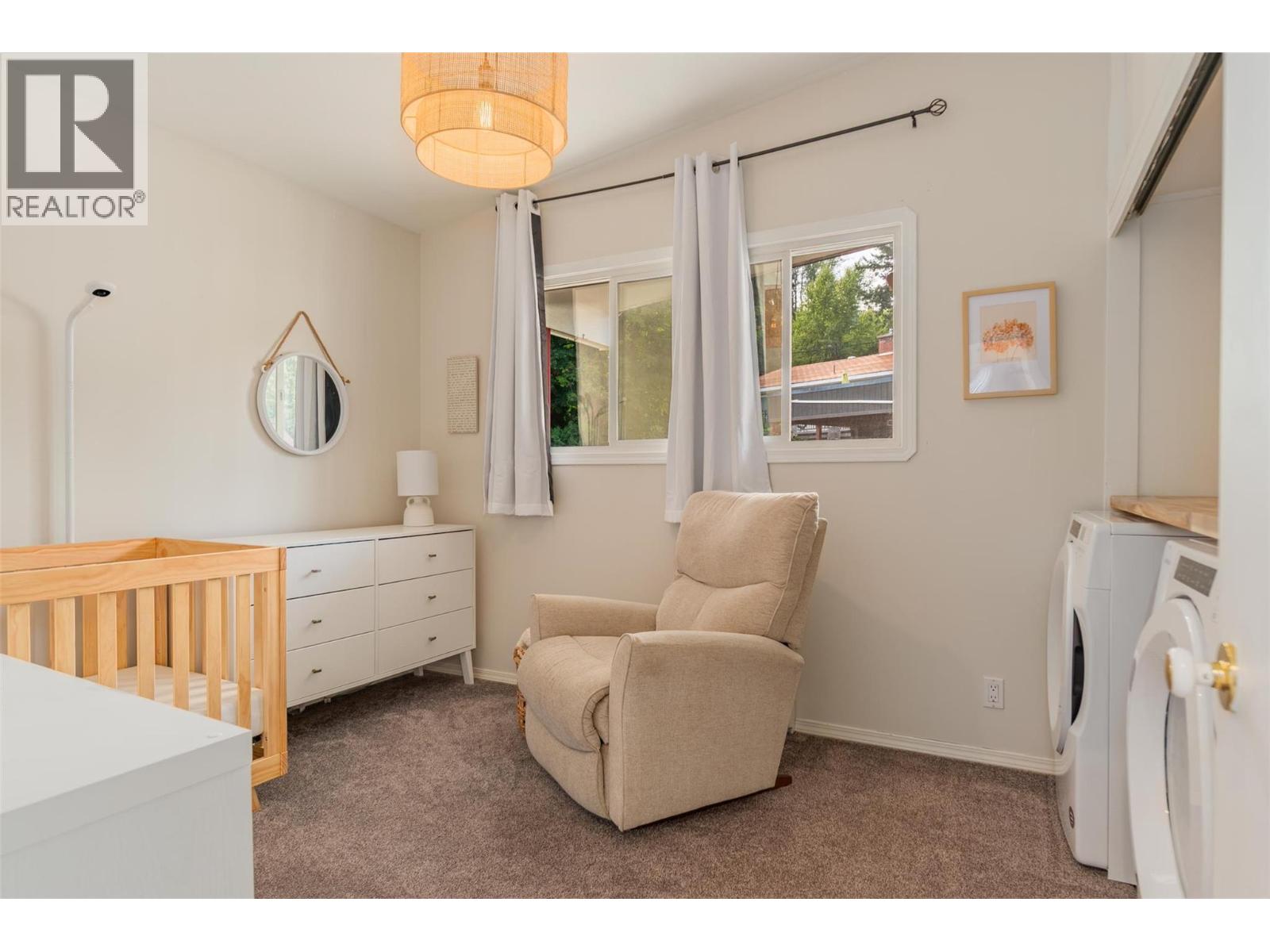 Photo 16 of 511 Forrest Drive, Warfield BC