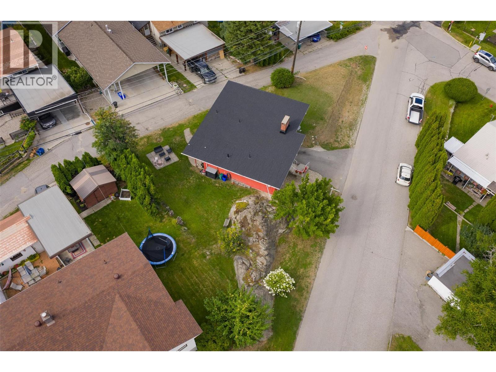 Photo 38 of 511 Forrest Drive, Warfield BC