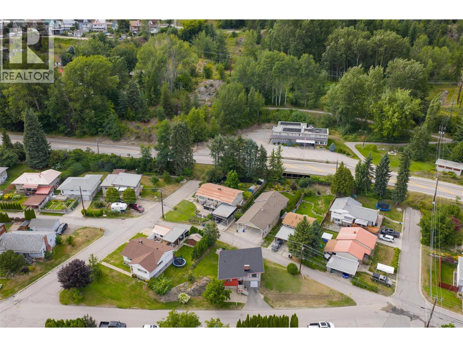 Photo 39 of 511 Forrest Drive, Warfield BC