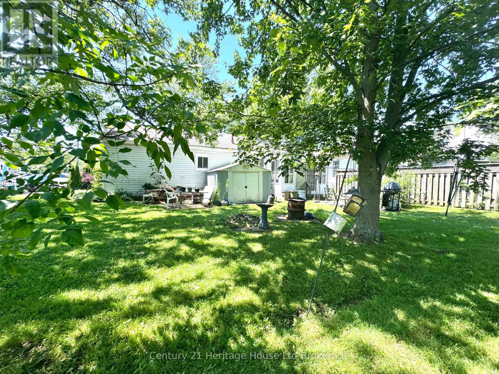 Photo 9 of 369 Riverside Drive, Welland ON