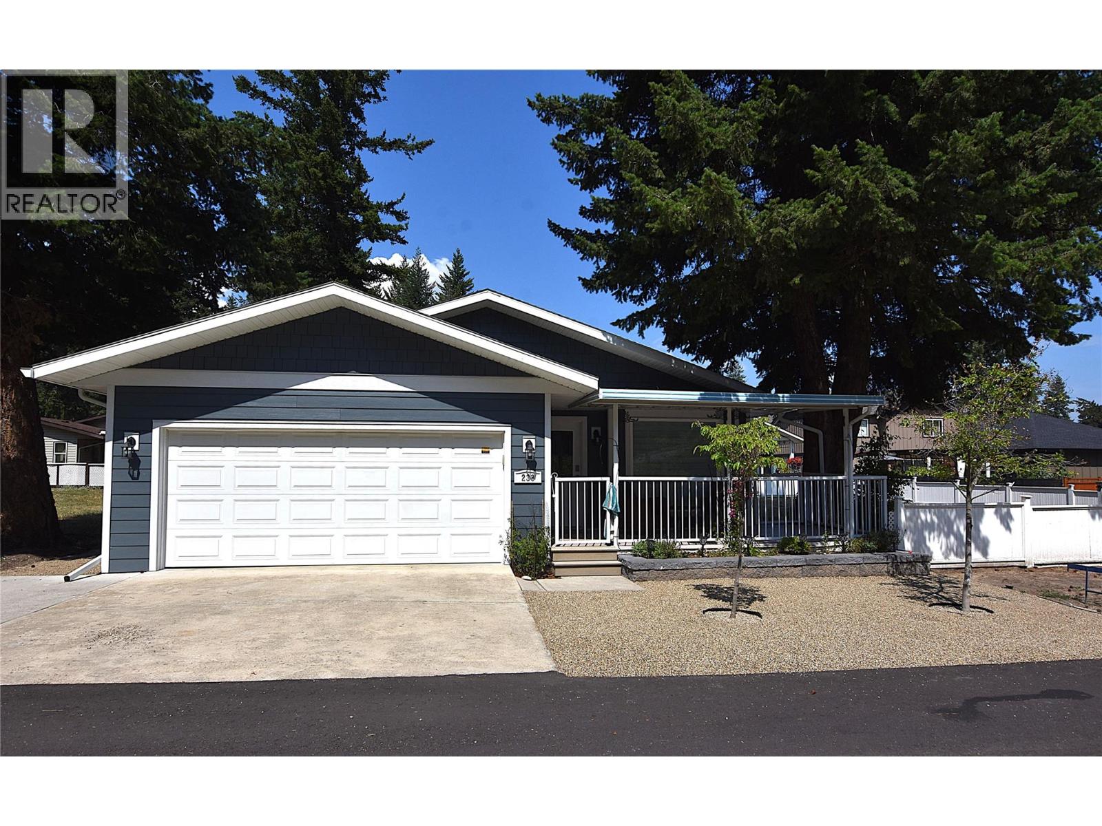  233 234 Falcon Avenue, Vernon