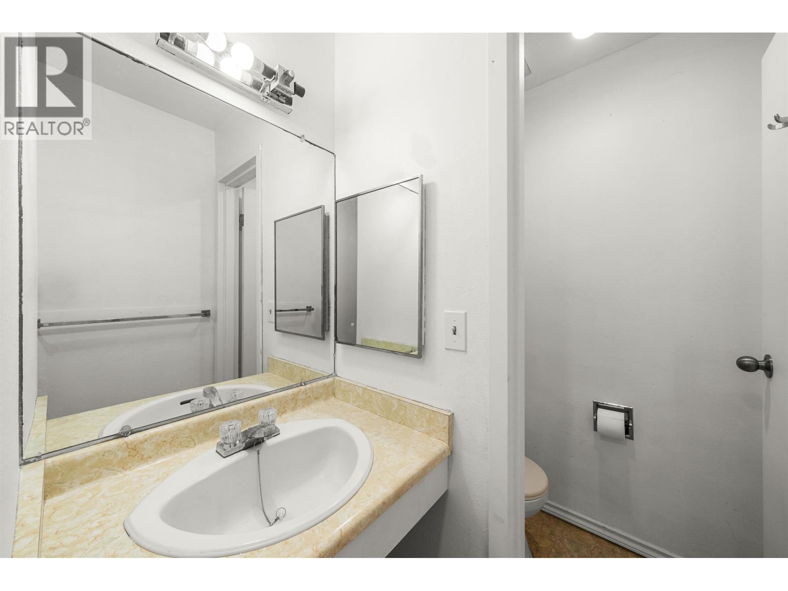 Photo 18 of 312 3451 Springfield Drive, Richmond BC