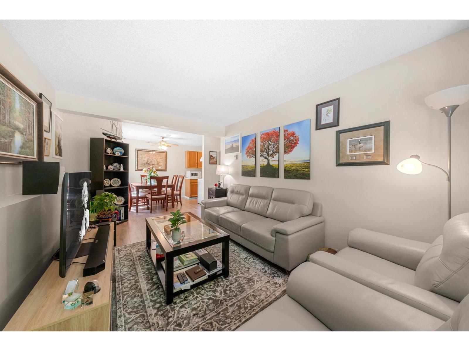 Photo 7 of 113 9952 149 Street, Surrey BC