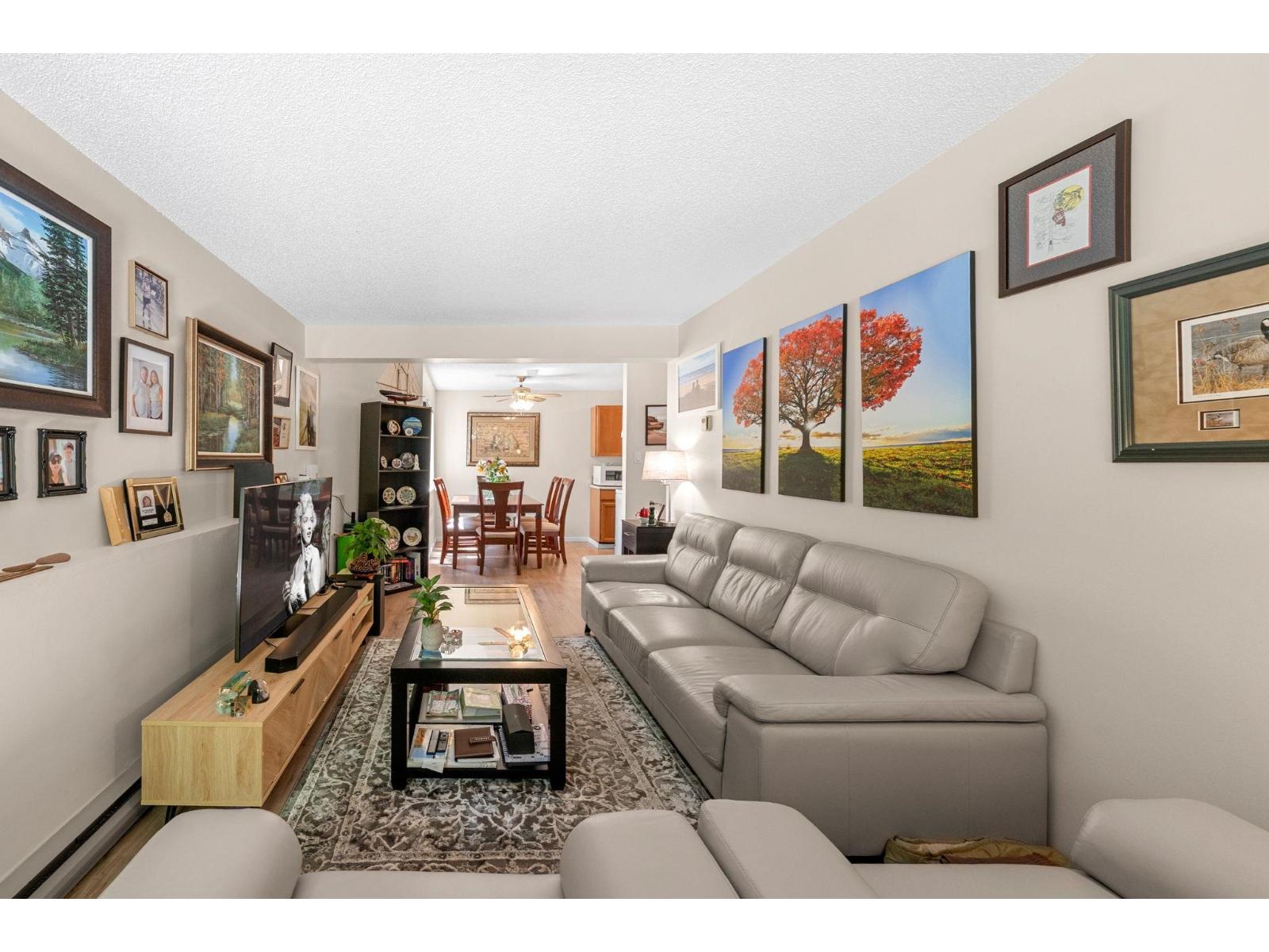 Photo 5 of 113 9952 149 Street, Surrey BC