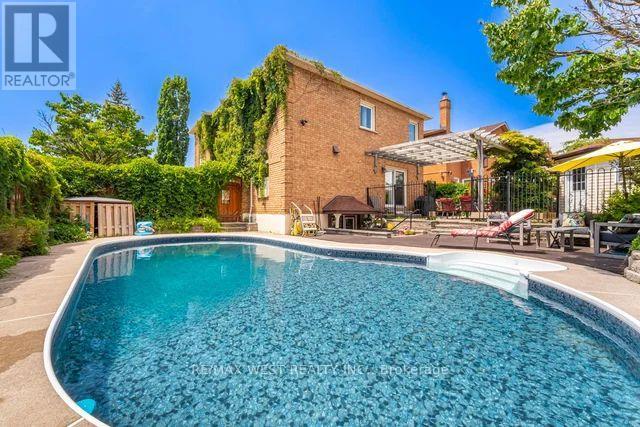Photo 16 of 5571 Spangler Drive, Mississauga ON