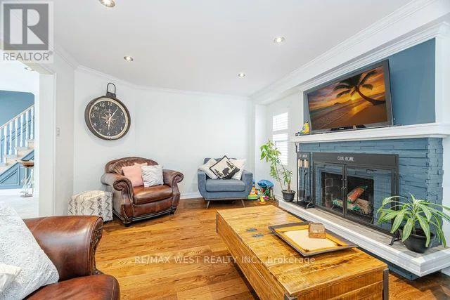 Photo 18 of 5571 Spangler Drive, Mississauga ON