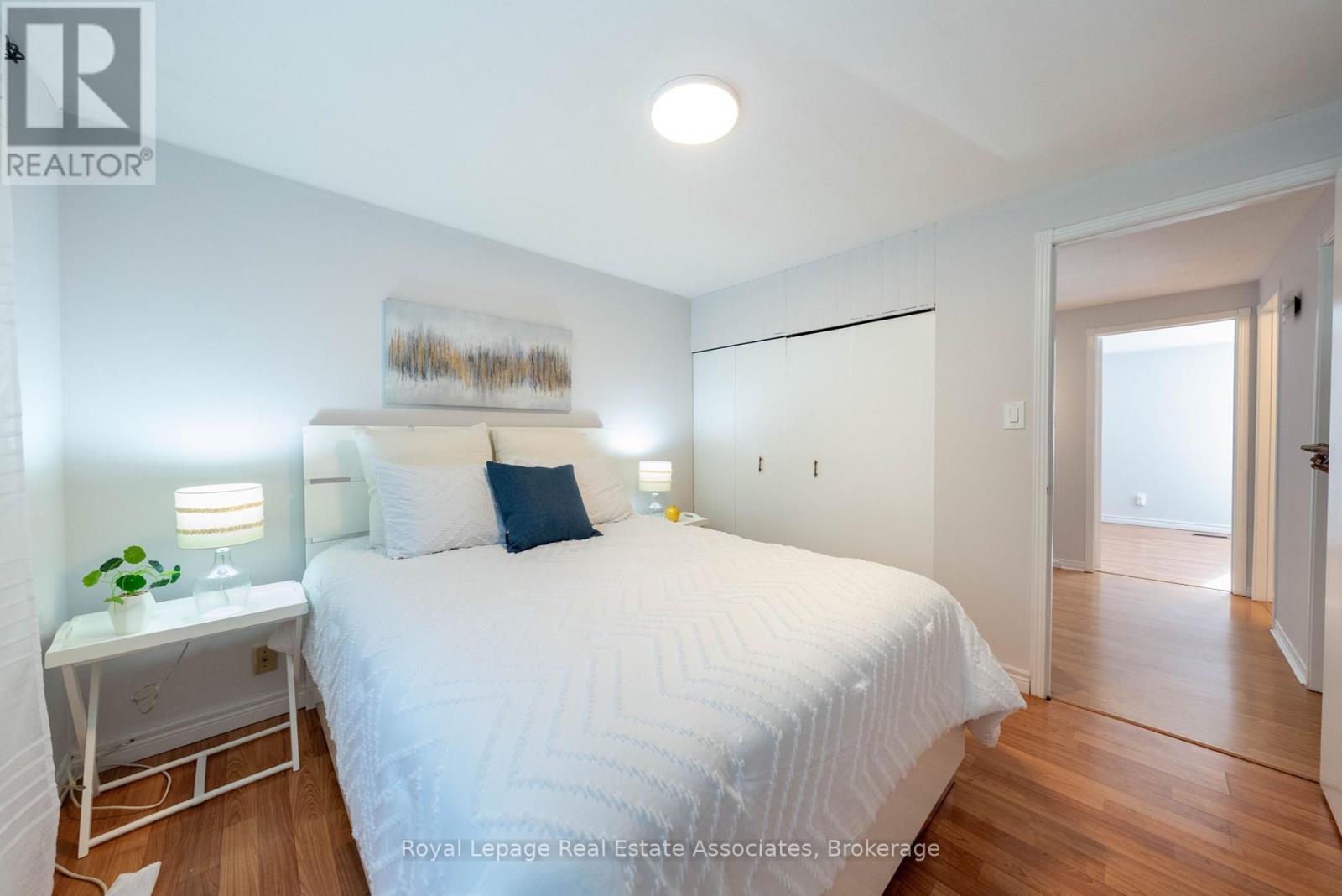 Photo 13 of 19 Burbank Crescent, Orangeville ON