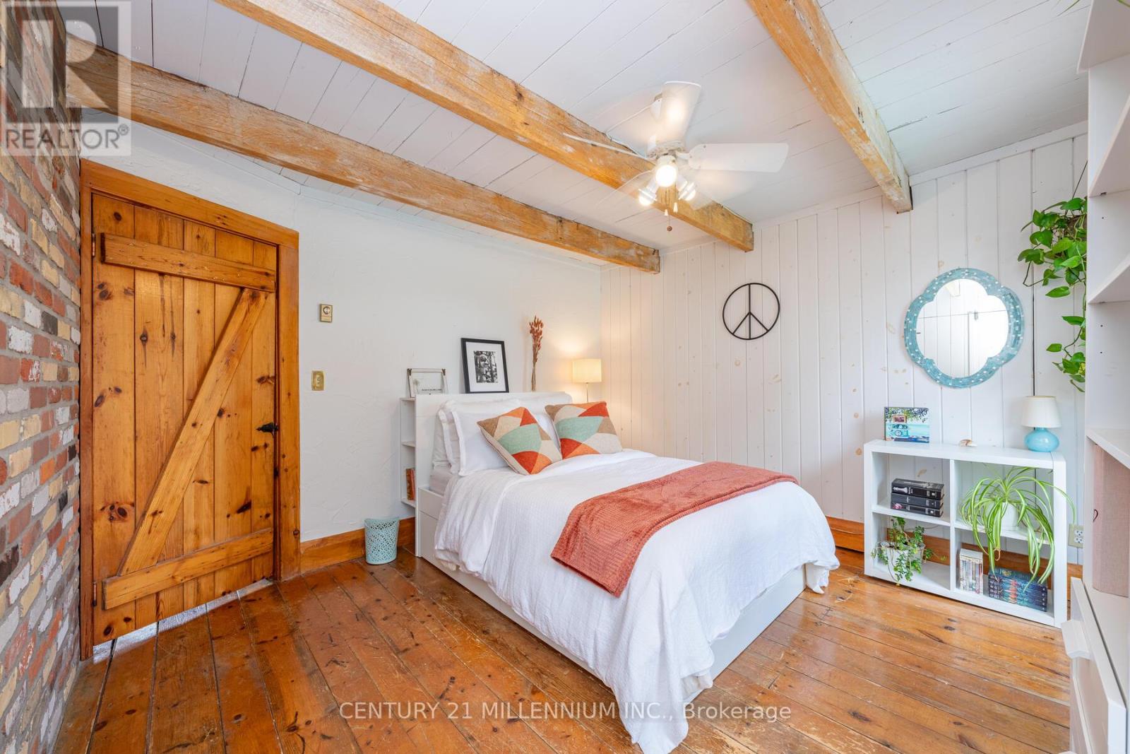 Photo 8 of 20909 Shaws Creek Road, Caledon ON
