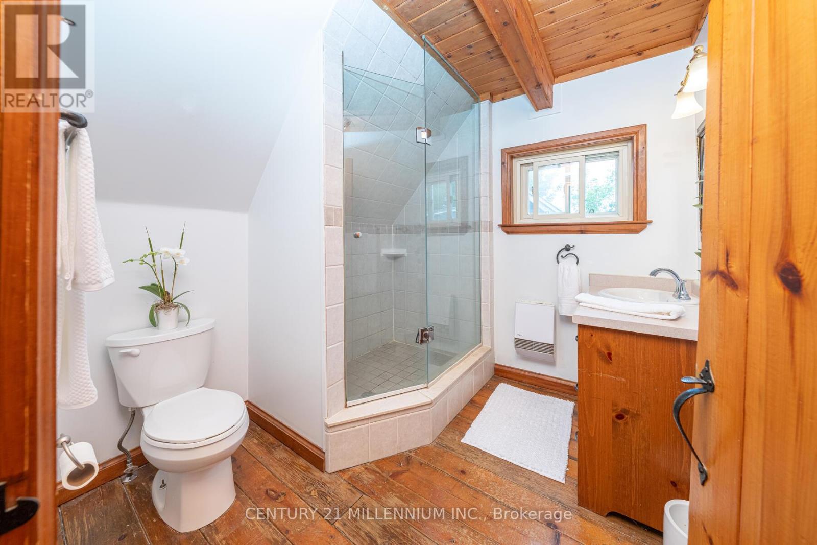 Photo 10 of 20909 Shaws Creek Road, Caledon ON