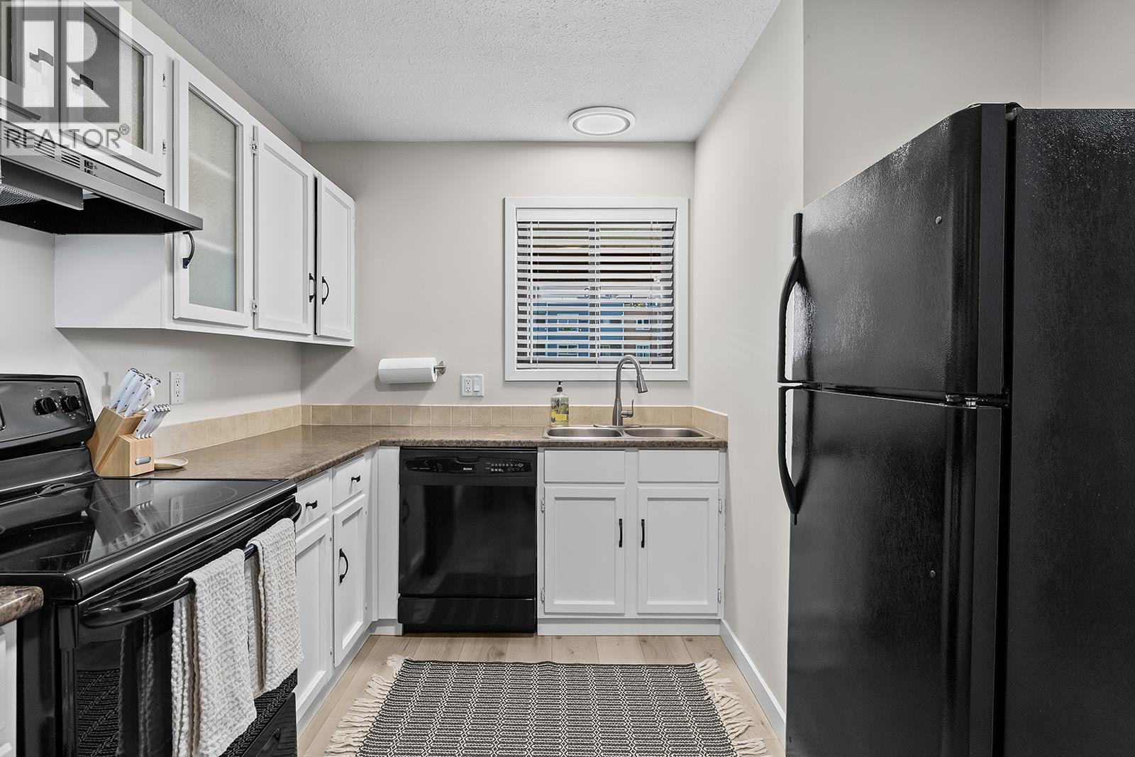 206 1870 Parkinson Way, Kelowna