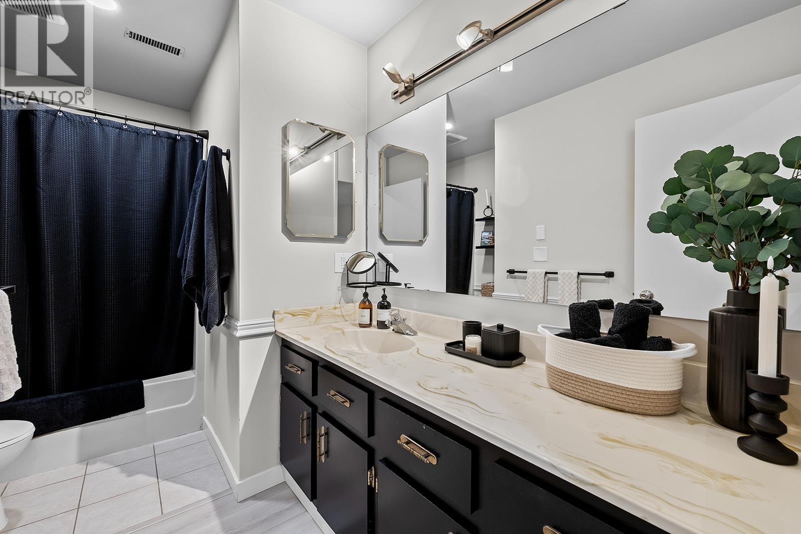 206 1870 Parkinson Way, Kelowna
