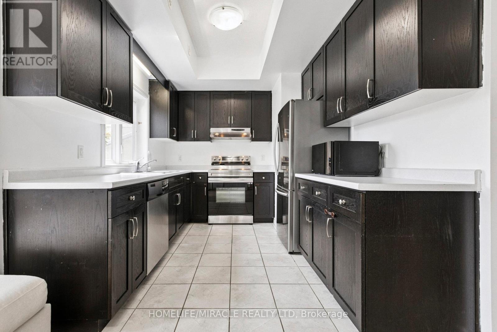 Photo 20 of 15 39 Kay Crescent, Guelph ON