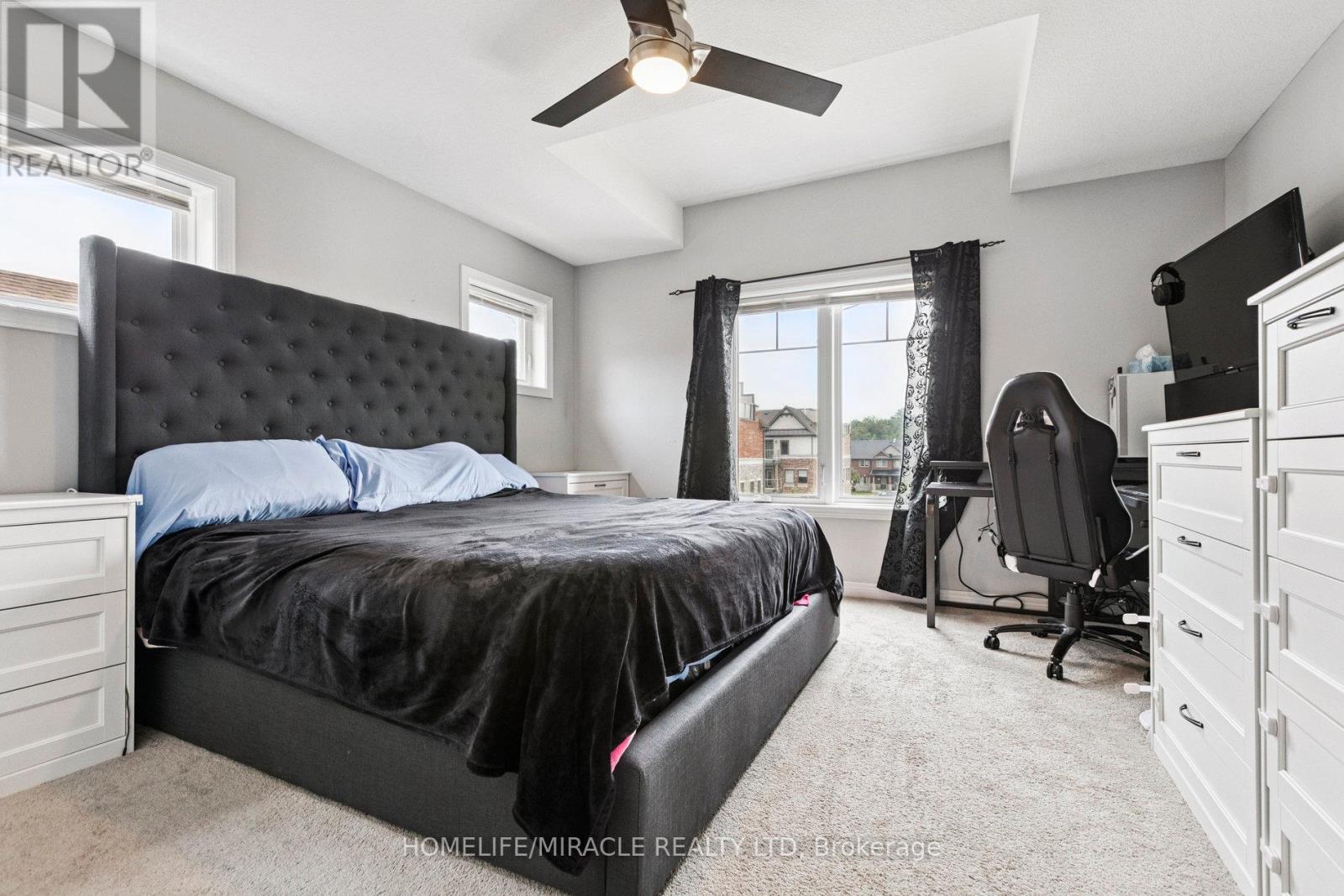 Photo 29 of 15 39 Kay Crescent, Guelph ON