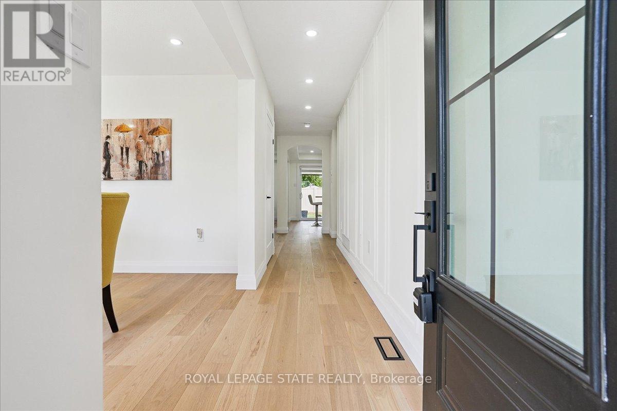 Photo 27 of 54 Ivybridge Drive, Hamilton ON