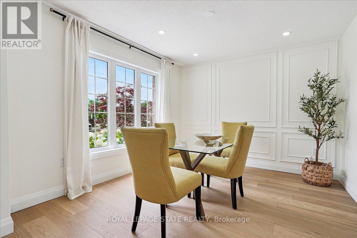 Photo 32 of 54 Ivybridge Drive, Hamilton ON