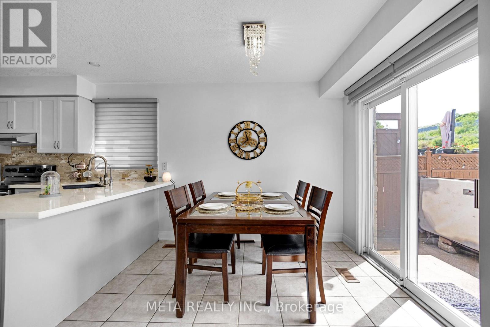 Photo 17 of 497 Langlaw Drive E, Cambridge ON