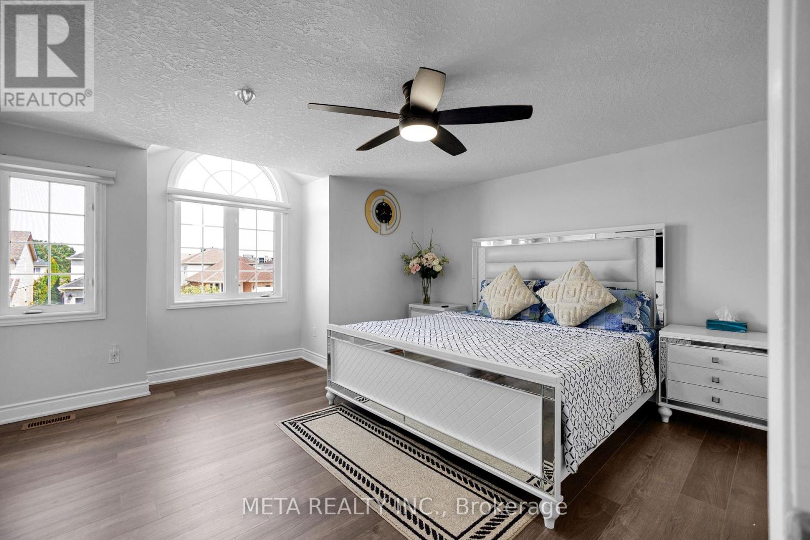 Photo 22 of 497 Langlaw Drive E, Cambridge ON