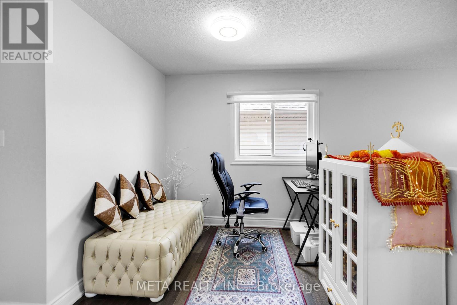 Photo 24 of 497 Langlaw Drive E, Cambridge ON