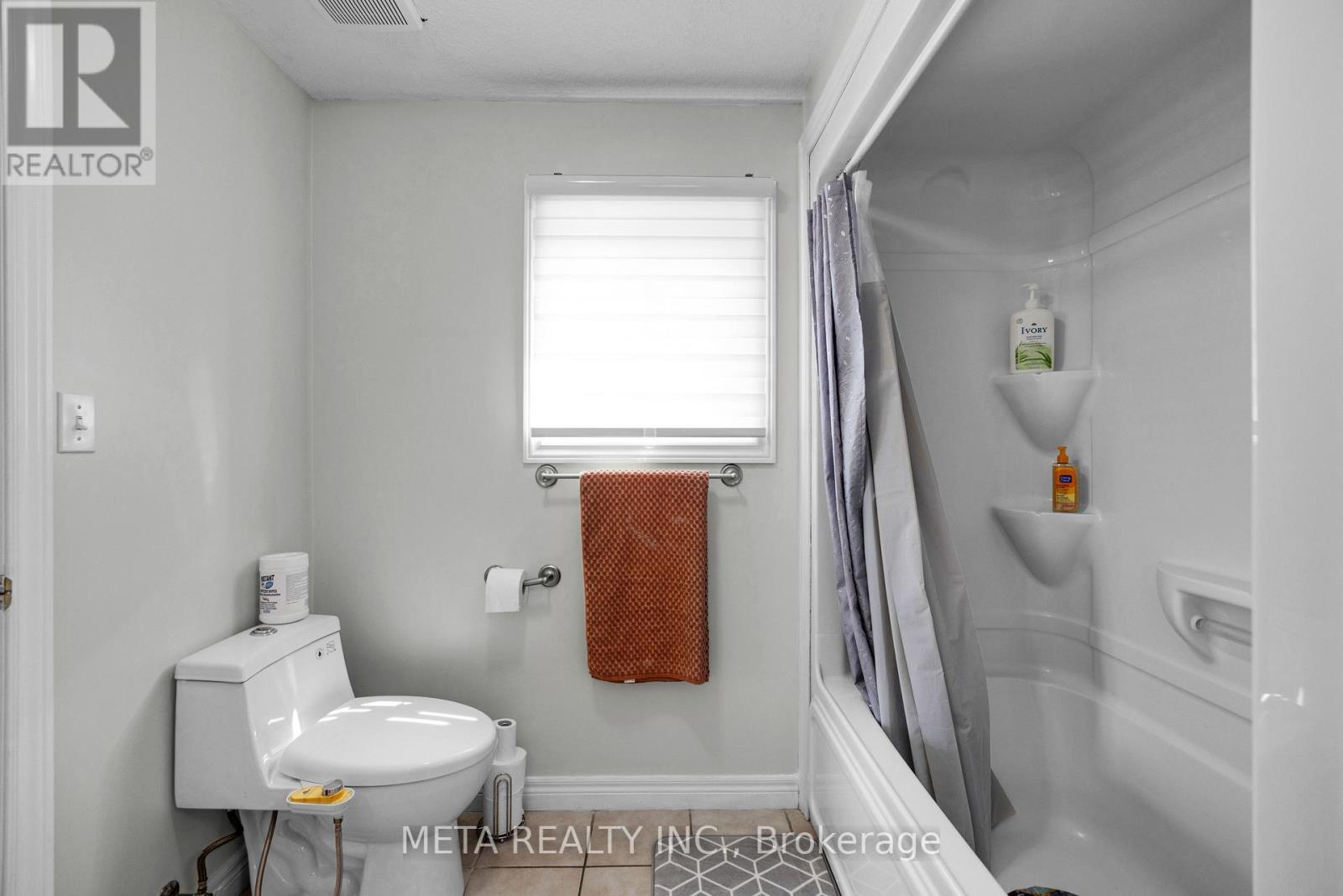 Photo 26 of 497 Langlaw Drive E, Cambridge ON