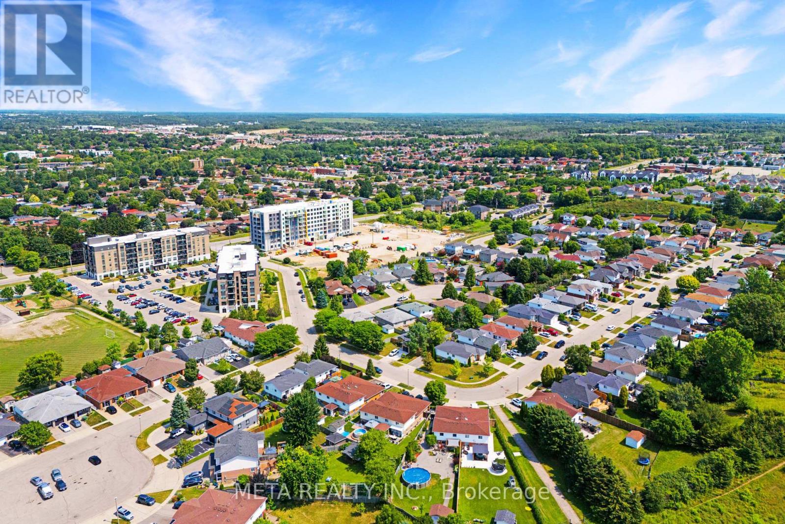 Photo 5 of 497 Langlaw Drive E, Cambridge ON