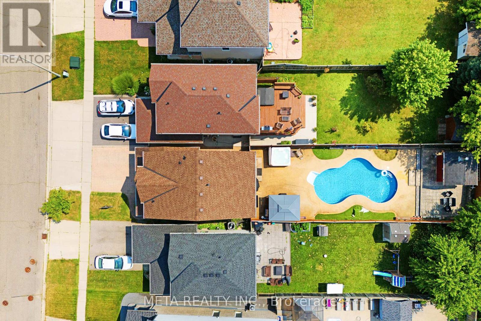 Photo 6 of 497 Langlaw Drive E, Cambridge ON
