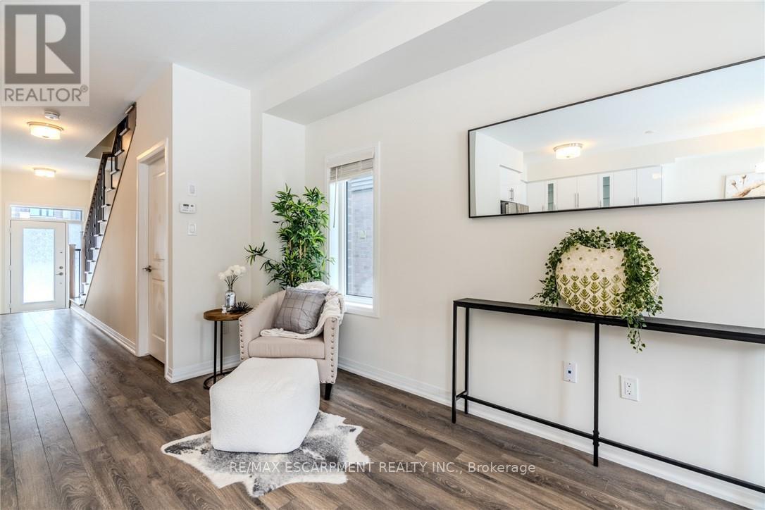 Photo 44 of 21 Bowery Road, Brantford ON