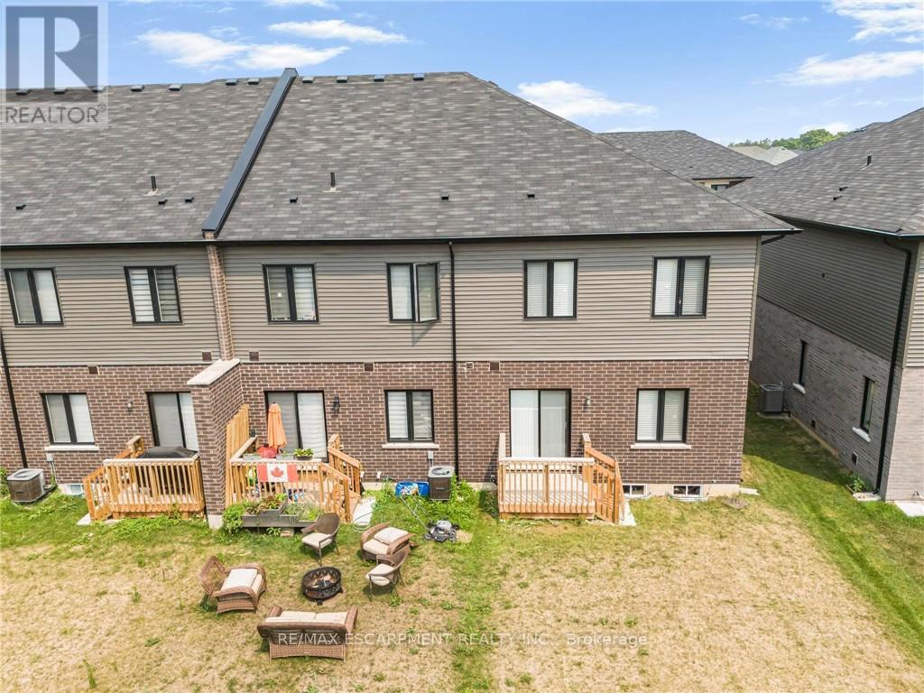 Photo 34 of 21 Bowery Road, Brantford ON