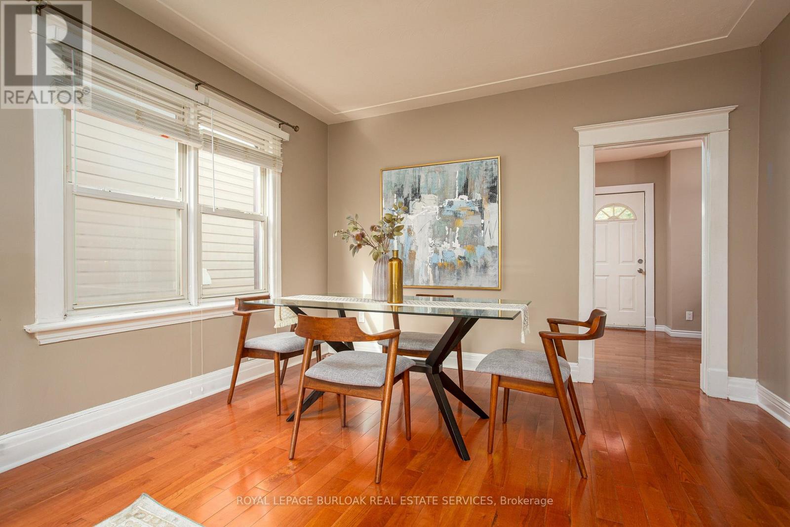 Photo 23 of 209 Weir Street N, Hamilton ON