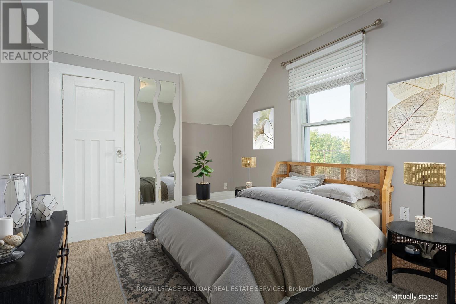 Photo 27 of 209 Weir Street N, Hamilton ON